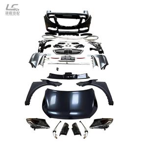 Kit Carrozzeria Diretto dalla Fabbrica per Mercedes Viano W639 Facelift, Conversione Paraurti, Aggiornamento Stile da Vecchio <span class=keywords><strong>a</strong></span> Nuovo 2004-2010 - Product Image 1