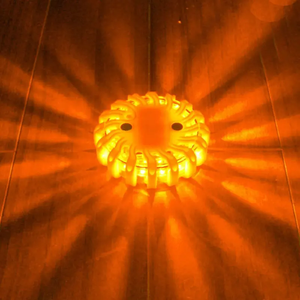 Luces de advertencia de tráfico recargables LED de alta calidad con luces de trabajo magnéticas de seguridad intermitentes para carreteras - Product Image 2