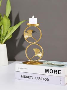 Candelabro de Hierro con Hoja de Ginkgo LANJO, Portavelas Circular Dorado, Candelabro Geométrico de Hierro, Portavelas Creativo Tipo Linterna - Product Image 2