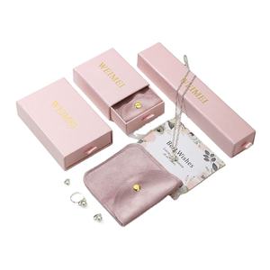 WEIMEI Boîte à bijoux en carton Tiroir coulissant Design Anneau Boucle d'oreille Collier Emballage Logo personnalisable - Product Image 1