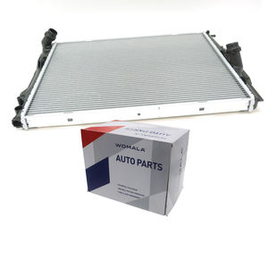Womala Auto Parts Motor 17117559273 Radiador de refrigeración para <span class=keywords><strong>BMW</strong></span> 3 <span class=keywords><strong>E90</strong></span> <span class=keywords><strong>320d</strong></span> E91 E92 E93 - Product Image 1