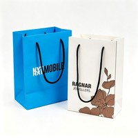 Sac en papier personnalisé avec nom imprimé, sac de shopping en papier avec logo de marque, sac de transport en papier sur mesure avec poignées, sac d'emballage cadeau pour la vente au détail
