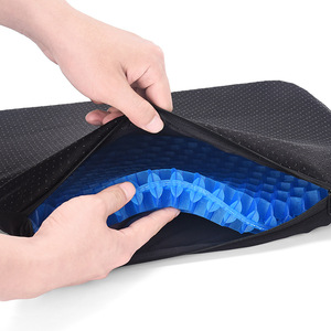 Cojín de Asiento de Gel TPE Cuadrado Suave y Cómodo con Diseño de Panal de Abeja para Silla de Oficina y Asiento de Coche con Funda de Malla Negra - Product Image 5