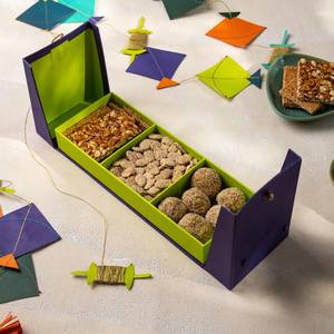 Caja de Regalo de Lujo para Postres, Decorativa, Hecha a Mano, con Diseño Floral Tropical de Pavo Real, para Chocolate, Personalizable - Product Image 1