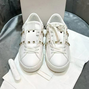 รองเท้าดีไซเนอร์สุดหรู คุณภาพเยี่ยม รองเท้าผ้าใบสำหรับผู้ชายและผู้หญิง รองเท้าลำลองพื้นหนา ระบายอากาศได้ดี สวมใส่สบาย - Product Image 6