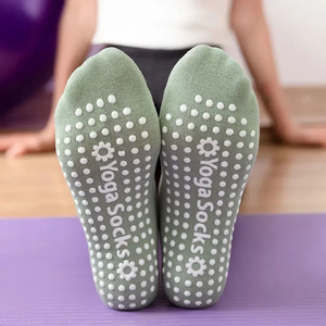 Chaussettes de yoga professionnelles pour femmes, 1 paire, antidérapantes en silicone, respirantes, sans talon, pour la danse et le sport (vente en gros) - Product Image 4