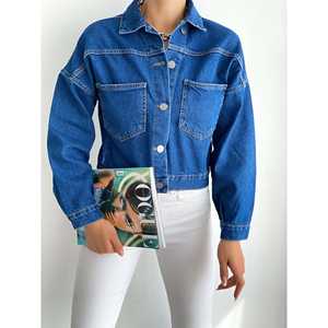 Veste en jean noire courte pour femme, boutonnée sur le devant, 100% coton, manches longues, veste tendance avec poches - Product Image 2