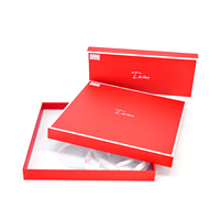 Caja Rígida de Regalo para Damas de Honor, Personalizada y de Lujo, con Tapa Roja y Dorada, para Recuerdos de Boda Elegantes