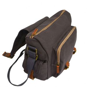 Sac à bandoulière imperméable personnalisé pour appareil photo reflex numérique, en toile, pour homme, conçu par BSCI Factory Designer. - Product Image 6