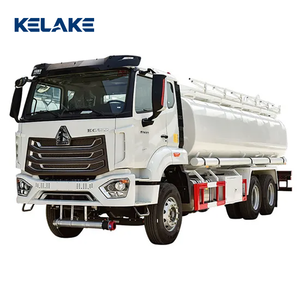 Camión Cisterna de 15001-30000L para Transporte de Combustible Diésel, 8X4, Transmisión Manual, Capacidad de Almacenamiento de Productos Químicos - Product Image 2