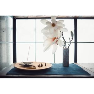 Bâtons d'encens Nippon Kodo Kayuragi Wisteria, 40 pièces, parfum floral japonais, relaxation aromatique, type bâton, matériau en bambou - Product Image 4
