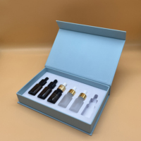 Caja de Regalo Magnética con Tapa Abatible en Forma de Libro, de Cartón Rígido, para Cosméticos y Cuidado de la Piel, con Impresión a Cuatro Colores en Dorado/Plateado, EVA/Algodón Perlado