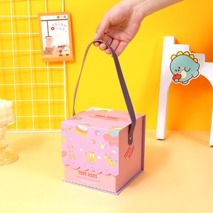 Boîte d'emballage portable et mignonne pour bonbons, biscuits et cadeaux pour enfants, personnalisable selon les besoins - Product Image 5