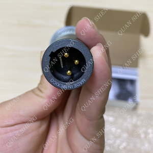 Microfono dinamico cardioide professionale BETA58A con corpo in metallo per performance dal vivo, <span class=keywords><strong>karaoke</strong></span> e registrazione - Product Image 4
