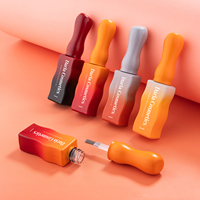 Logo personnalisé Nouveau Design 10ml Carré Liquide Forme Débit Vernis À Ongles Bouteille En Verre avec Bouchon et Brosse Plate pour Vernis À Ongles Gel UV