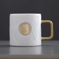 Tasses en céramique avec assiettes en cuivre gaufré Tasses à café pour couples Cadeaux personnalisés avec poignée en or et tampon logo personnalisé