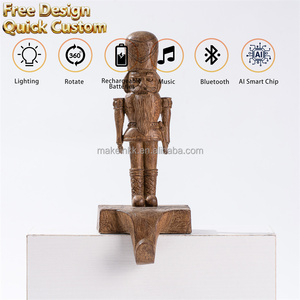Vente flash : Figurine casse-noisette en bois avec motif sculpté pour la décoration de table de Noël, ton bois naturel, <span class=keywords><strong>village</strong></span> de Noël - Product Image 2