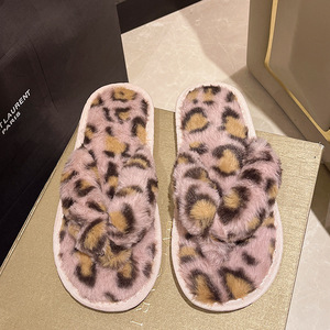 Popular Wholesale TPR Sole Flip Flops and Slippers Artificial Fur Comfortable Slippers With Best Quality - Product Image 5