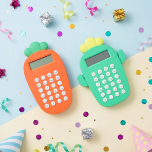 Calculatrice portable créative et mignonne pour étudiants en finance, design patte de chat et carotte - Product Image 4