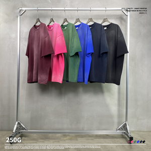 Camiseta de hombre de manga corta estilo vintage con estampado de caballos y monos, nueva colección primavera-verano 2024 - Product Image 3