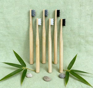 <span class=keywords><strong>Cepillo</strong></span> de <span class=keywords><strong>dientes</strong></span> de bambú con cerdas nano y mango de fibra de carbón vegetal, suave para encías sensibles, venta al por mayor - Product Image 5