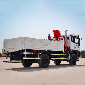 Grue de camion blanche avec flèche articulée de 5T, grue mobile 4x4, vente directe d'usine - Product Image 6