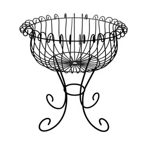 Urne de jardin en fil de fer français en métal, finition grise patinée, pour l'extérieur, le jardin et la maison. - Product Image 1