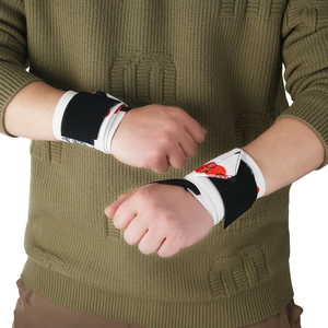สายรัดข้อมือ Berserk ลายโลโก้แบบกำหนดเอง สายรัดข้อมือสำหรับยกน้ำหนัก สายรัดข้อมือสำหรับออกกำลังกาย สายรัดข้อมือสำหรับยกน้ำหนักเพาเวอร์ลิฟติ้ง - Product Image 3