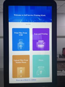 Kiosque de Services 32 Pouces pour Impression, Copie, Scan de Documents A4 avec SDK, Reconnaissance Faciale et Multi-OS, Destiné aux Administrations et Universités - Product Image 4