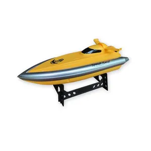 2022 Yicheng New Large Scale 2.4G Rc navi elica giocattolo modello Lancha Controle Remoto Rc Jet Boat Rc Boat Brushless in vendita