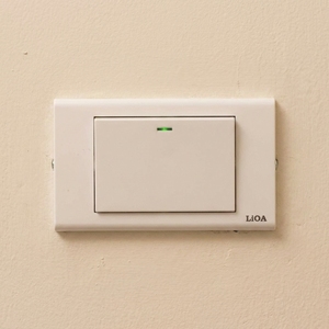 LiOA Electrical Wall <b>Switch</b> Single Pole 1 Way with <b>Lamp</b> Indicator High Quality PC Housing for Interior Electrical Project - Product Image 2