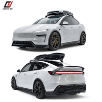 Kit Carrosserie Ultime Style Yofer pour Tesla Model Y Juniper 2025+ en ABS Noir Brillant Effet Carbone, Diffuseur Arrière, Lame Avant et Jupes Latérales