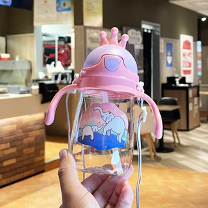 Vaso de plástico con asa para niños, botella portátil para niños pequeños de 2 a 4 años, diseño de cuerpo recto - Product Image 3