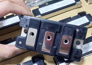 Composants électroniques originaux neufs en stock : Modules IGBT Discrete Semiconductors CM200DU-12NFH - Product Image 2