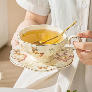 Juego de té con borde dorado de lujo para un juego de tetera de porcelana y platillo, juego de regalo de té británico para mujer - Product Image 5
