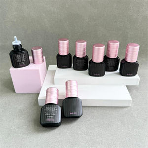 ESSI LASH Colle à cils de qualité supérieure à séchage rapide, longue durée et longue rétention Boîte avec logo personnalisé Meilleure rétention d'humidité à faible émission de fumées - Product Image 2