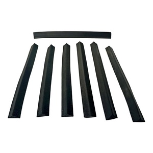 مانع تسرب مطاطي مثلث الشكل بمقاس مخصص، مصنوع من مطاط EPDM الرغوي، صديق للبيئة، أسود اللون، قابل للقطع، من شركة CHENG MAI، طراز CM-SJXMFT - Product Image 6