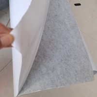 Feutre non tissé en polyester avec dos adhésif, tapis anti-rayures pour coffre de voiture et pièces automobiles