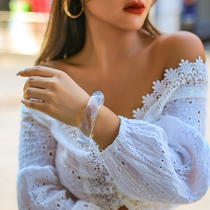 <span class=keywords><strong>2025</strong></span> mới mới lạ Quà Tặng thời trang nhựa hình học Vòng đeo tay không thường xuyên rộng Acrylic <span class=keywords><strong>Bangle</strong></span> Bangles cho phụ nữ - Product Image 5