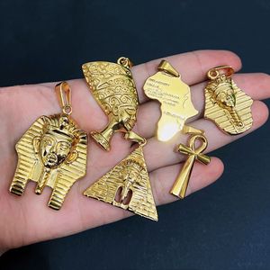 Ciondolo Re Egiziano Tut in Oro PVD, Ciondolo Regina Nefertiti in Acciaio Inox, Gioielli con Croce Ankh, Ciondolo Faraone per Donne - Product Image 3