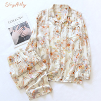 Ensemble de pyjama pour femme en viscose satinée de haute qualité, doux et léger, avec revers à motif floral froissé, manches longues et pantalon, idéal pour les séjours à domicile