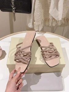 รองเท้าแตะสตรีแบบสวมเปิดนิ้วเท้าทรงสี่เหลี่ยมพร้อมสายรัดไขว้ - รองเท้าลำลองสำหรับฤดูร้อนสำหรับสุภาพสตรี รองเท้าชายหาดกันลื่น - Product Image 4
