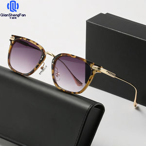 Nuovi Occhiali Punk <span class=keywords><strong>Vintage</strong></span> da Uomo e Donna, Montatura Grande Trendy Crockstar per Miopia, Montatura Completa, Stile Business, con Motivo a Croce Piatto Artistico - Product Image 1