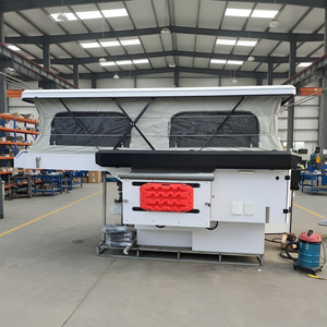 Camioneta Moderna Ligera con Remolque Tipo Camper, Estilo Pop-Up para Expediciones, con Elegante Ducha Integrada - Product Image 1