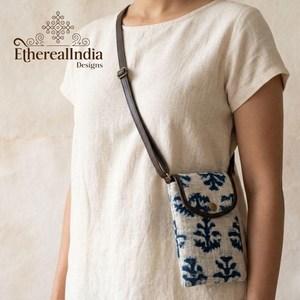 Jaipur Floral Mobile Sling Bag Handmade Block Print Cotton Crossbody Purse Wholesale Manufacturer India Export - Product Image 2