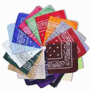 Fournisseur de bandanas : Foulards bandana à motifs pour les acheteurs mondiaux, foulards bandana avec des imprimés d'inspiration culturelle pour la mode - Product Image 1