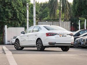<span class=keywords><strong>Skoda</strong></span> Superb TSI280 DSG Édition Premium 2025 – Berline Familiale Confortable, Transmission Fluide, Puissance Fiable – Exportation Mondiale en Gros - Product Image 3