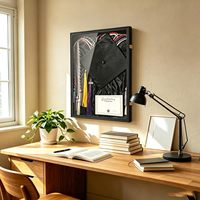 Cadre de présentation 23x31 pouces pour diplôme de remise de diplôme, protection UV, en bois et acrylique, avec portes, pour toque, robe de cérémonie, diplôme, étole et cordons (Cadre de diplôme de licence - 1 pièce)