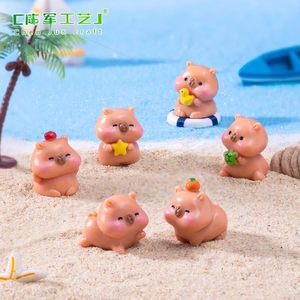 Adorable peluche de capibara abrazando a una tortuga, accesorio decorativo DIY, micro-paisaje, pequeño adorno de escritorio - Product Image 1