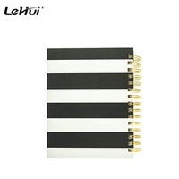 Cahier à spirale à rayures noires et blanches de 6x8 pouces à couverture rigide et à breloque classique au design personnalisé avec 160 pages lignées